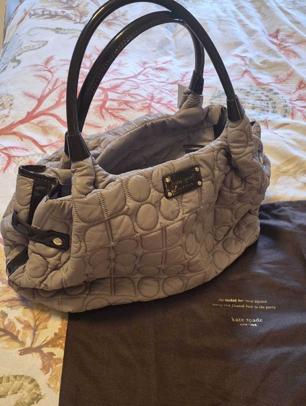 Kate Spade Stevie Chamonix Mouse Tote w/ light grey quilted fabric outside